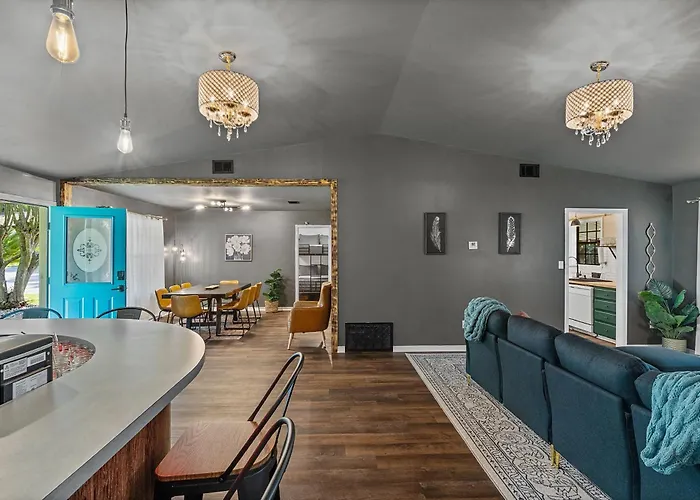 Holiday home Oakside Retreat 35 Guests-6 Units Unique *