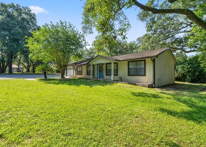 Oakside Retreat 35 Guests-6 Units Unique Holiday home