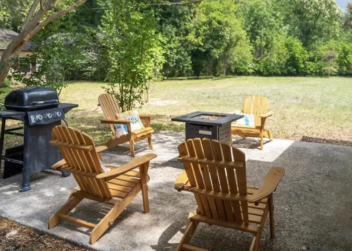 Oakside Retreat 35 Guests-6 Units Unique Holiday home