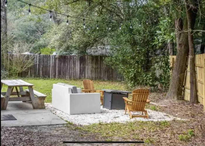 Oakside Retreat 35 Guests-6 Units Unique